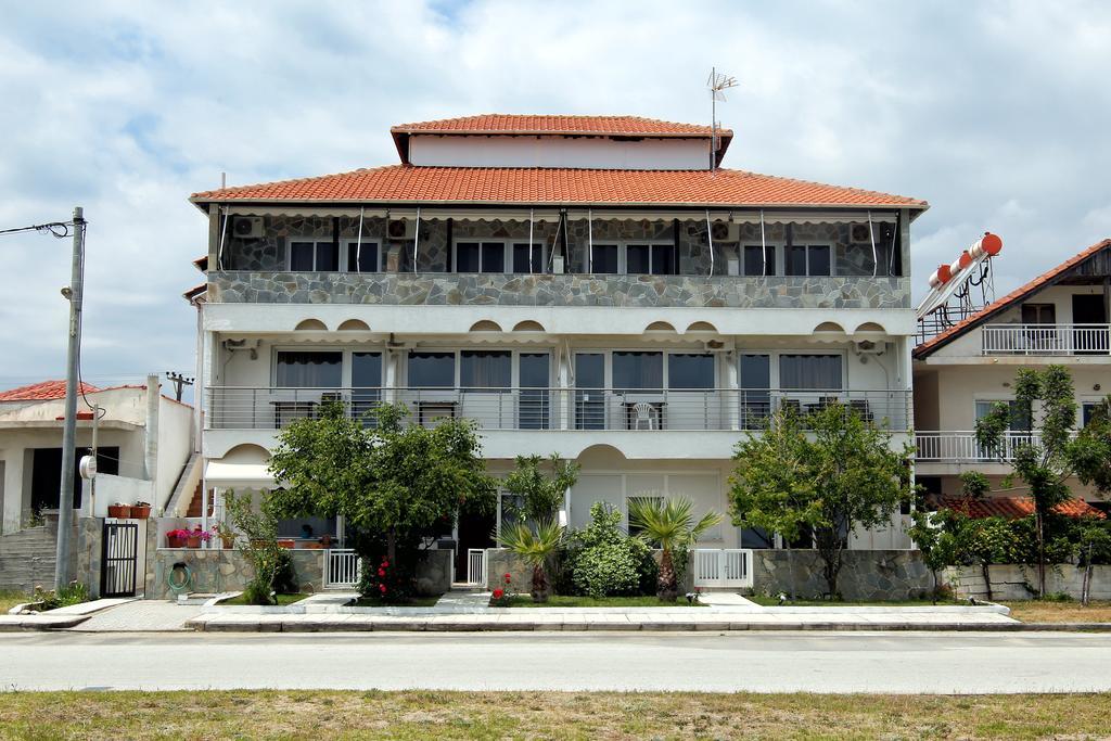 Ermioni Apartments Nea Vrasna Ngoại thất bức ảnh