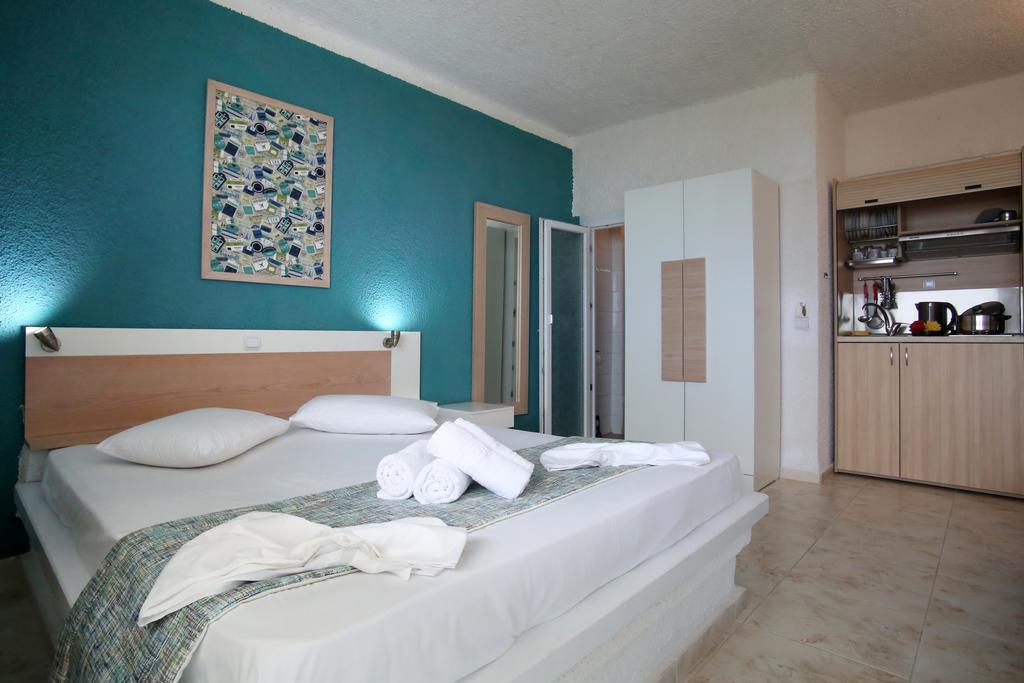 Ermioni Apartments Nea Vrasna Ngoại thất bức ảnh